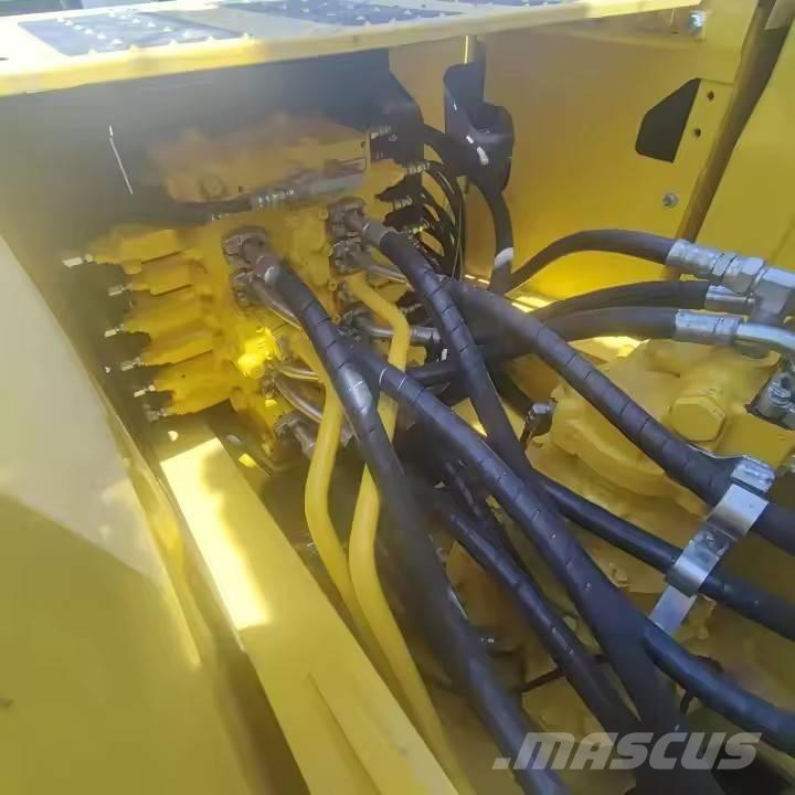 Komatsu PC 270 Bageri guseničari