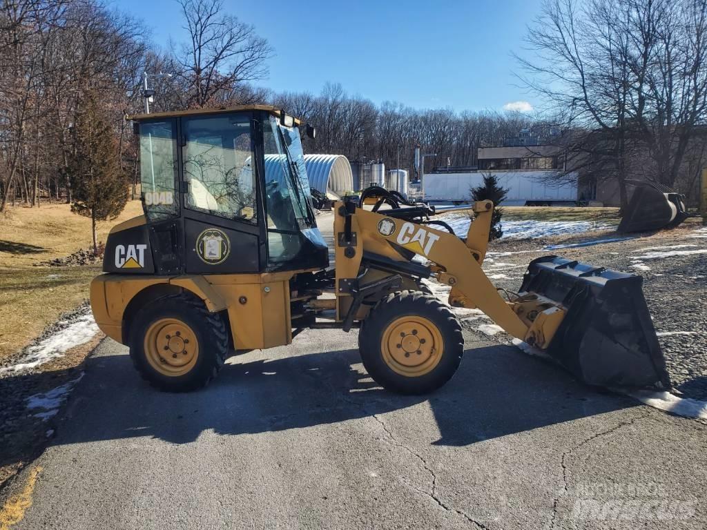 CAT 904 B Utovarivači na točkove