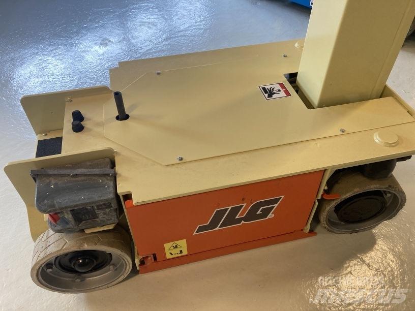 JLG 1230 ES Jarbolne penjajuće platforme
