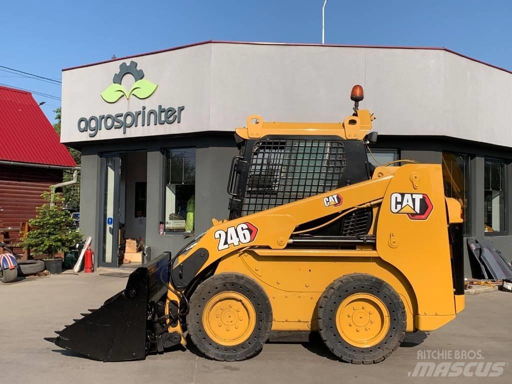 CAT 246 Skid steer mini utovarivači