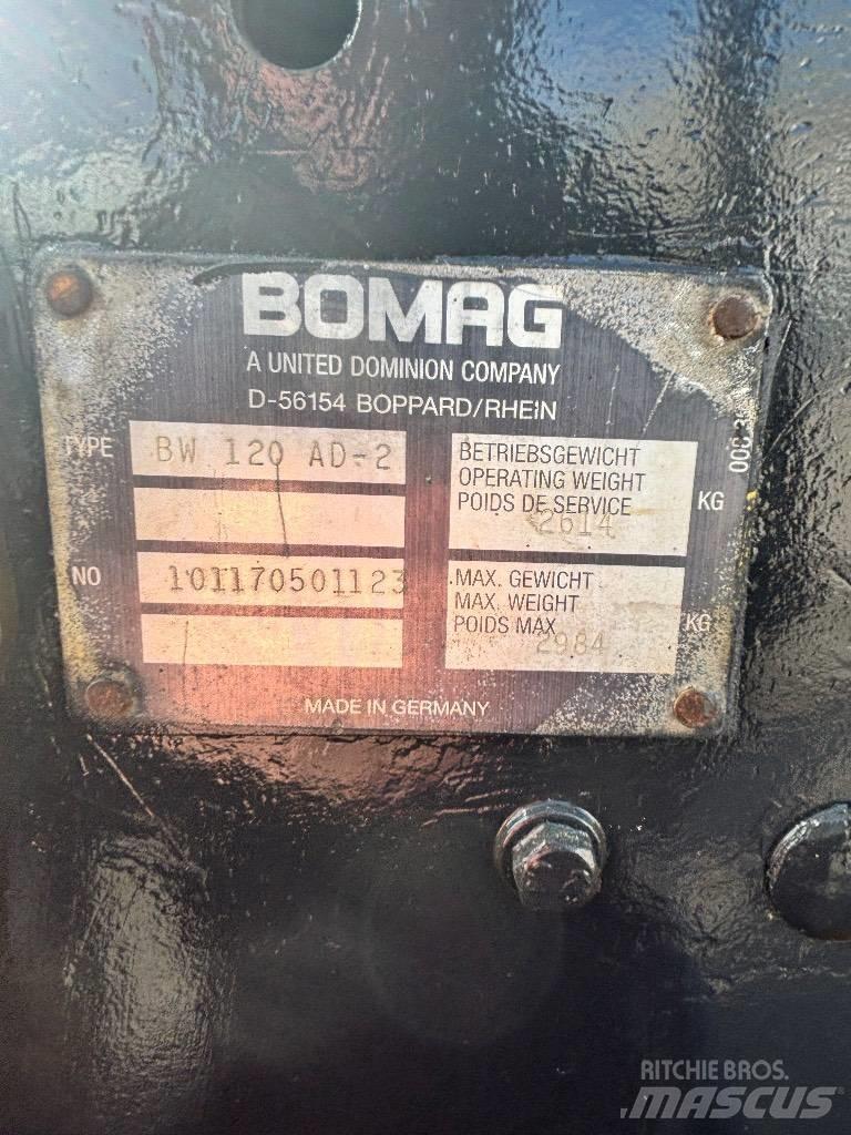 Bomag BW 120 AD-2 Valjci sa duplim bubnjem