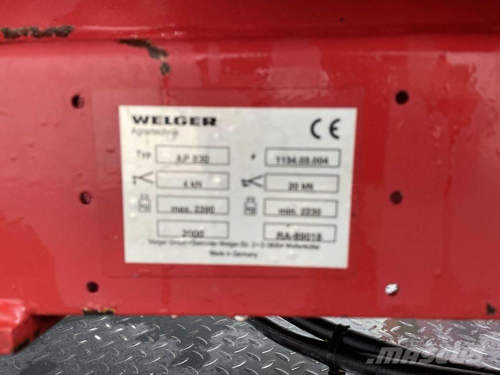 Welger AP 830 Prese/balirke za četvrtaste bale