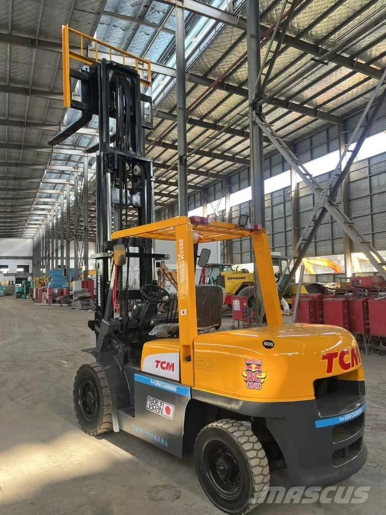 TCM 5t Dizelski viljuškari