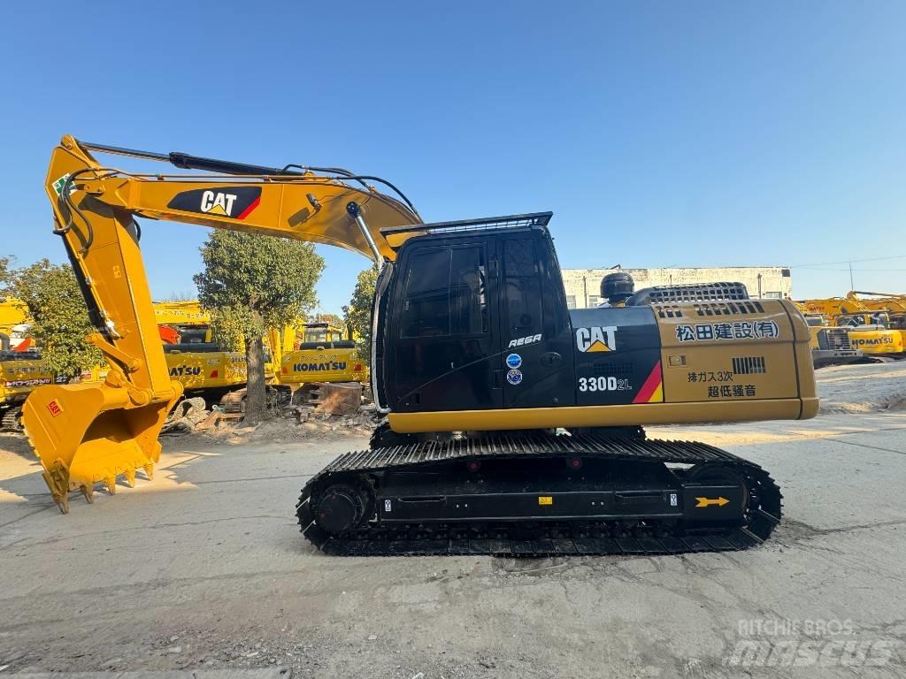 CAT 330D2L Bageri guseničari