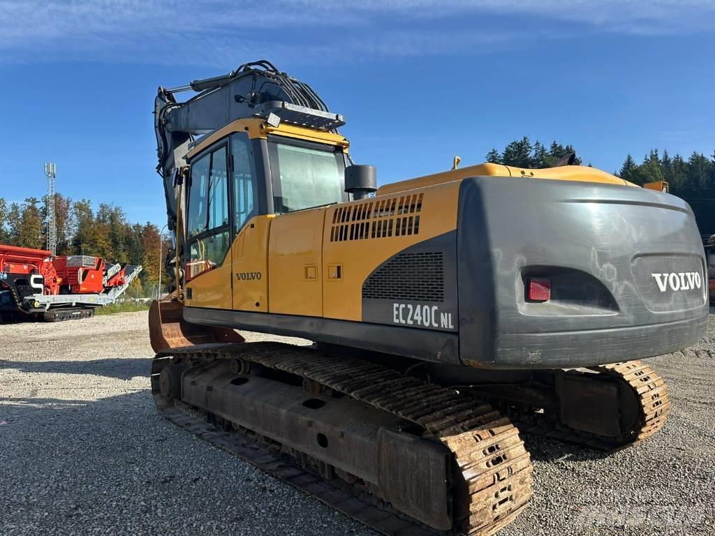 Volvo EC 240 C N L Bageri guseničari