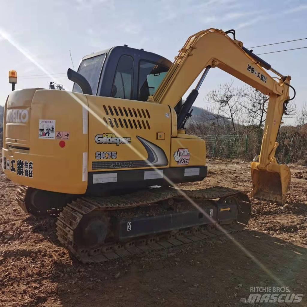 Kobelco SK75-8 Midi bageri 7t – 12t