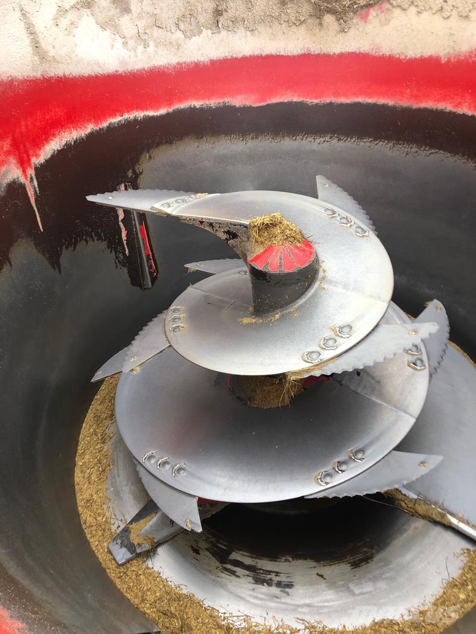 Vicon AVM 12 Fideri/hranilice