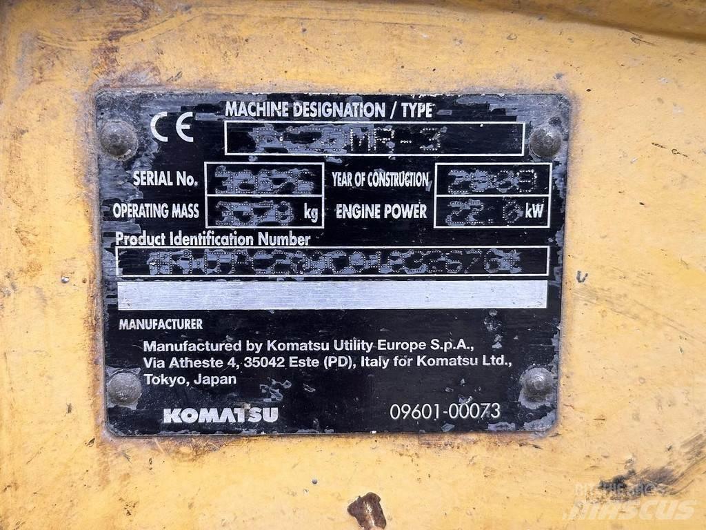 Komatsu PC30 Mini bageri < 7t