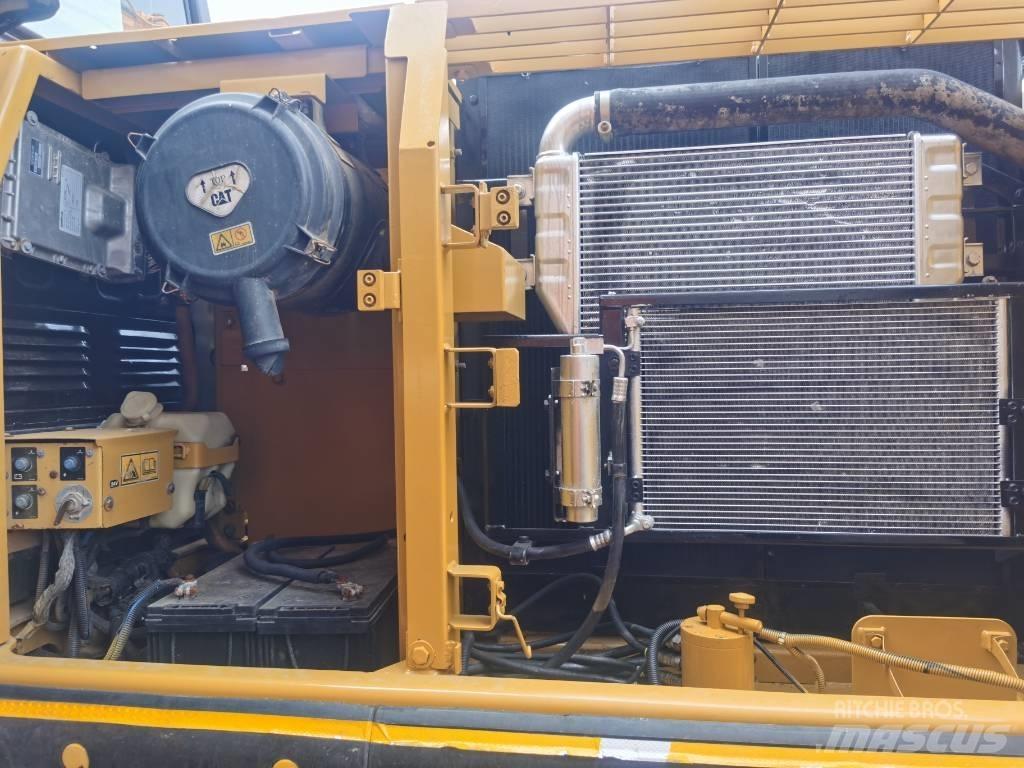 CAT 320 D Bageri guseničari