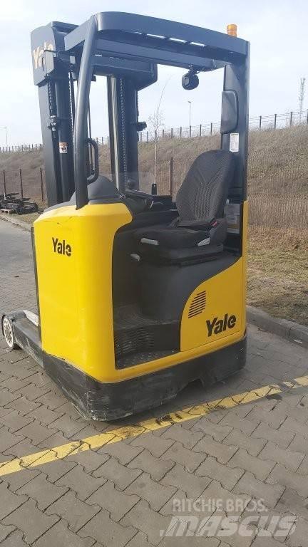 Yale MR14 Viljuškari sa pomičnim stupom