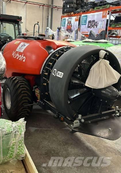 Kubota XTA3320 Vučene prskalice