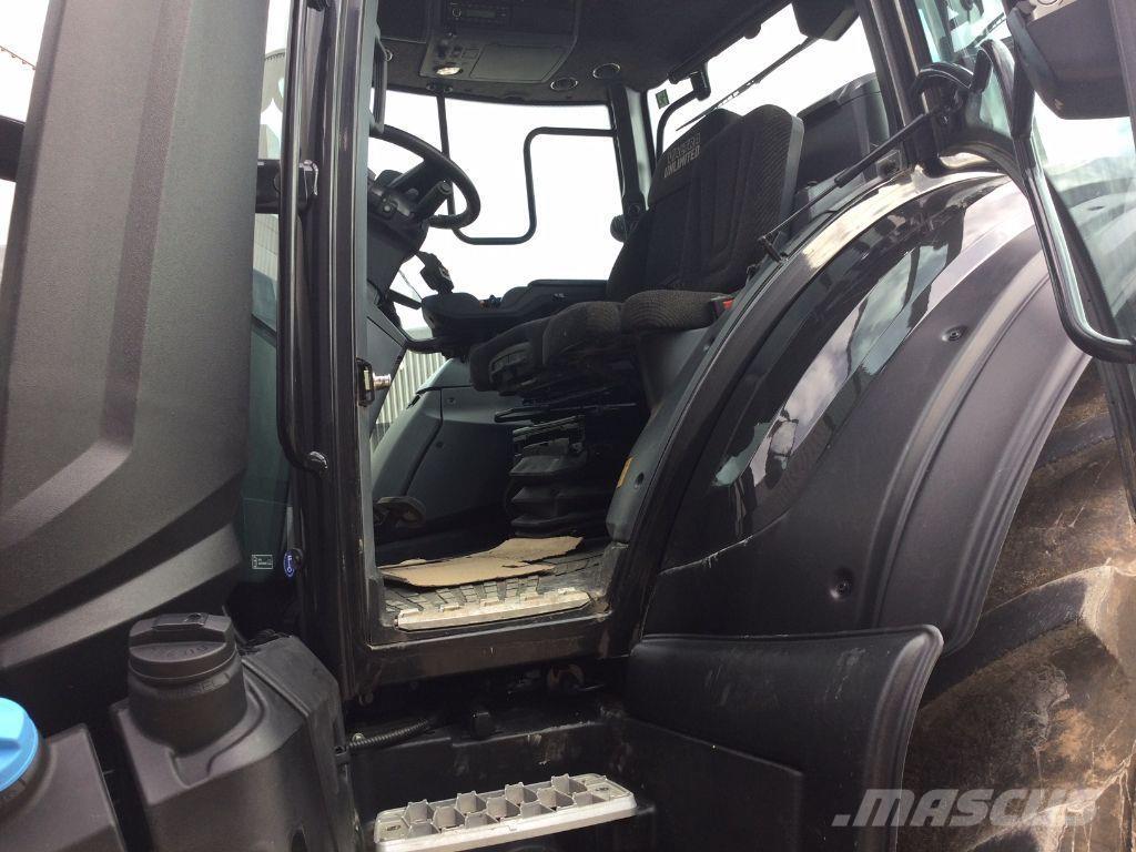 Valtra Q265 Traktori