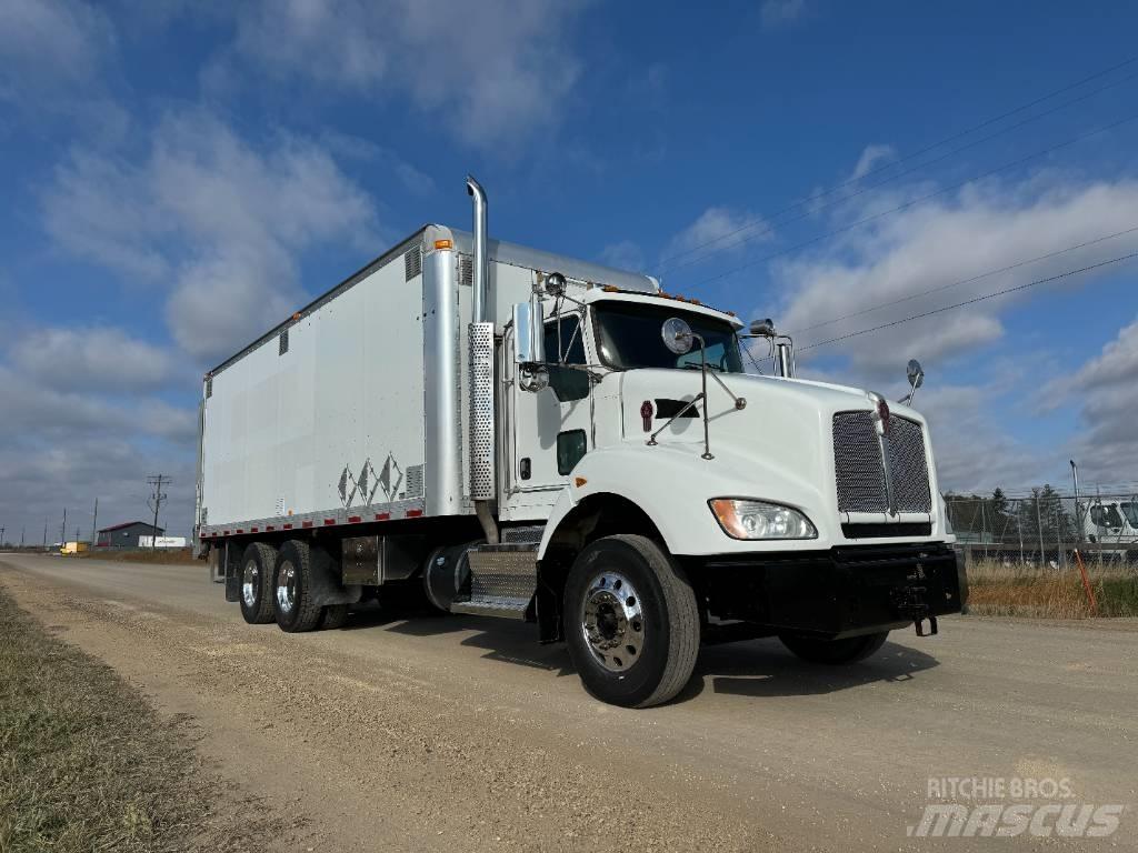 Kenworth T 440 Sanduk kamioni