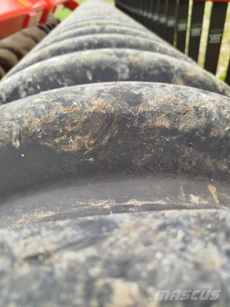 Väderstad Carrier400 Tanjirače