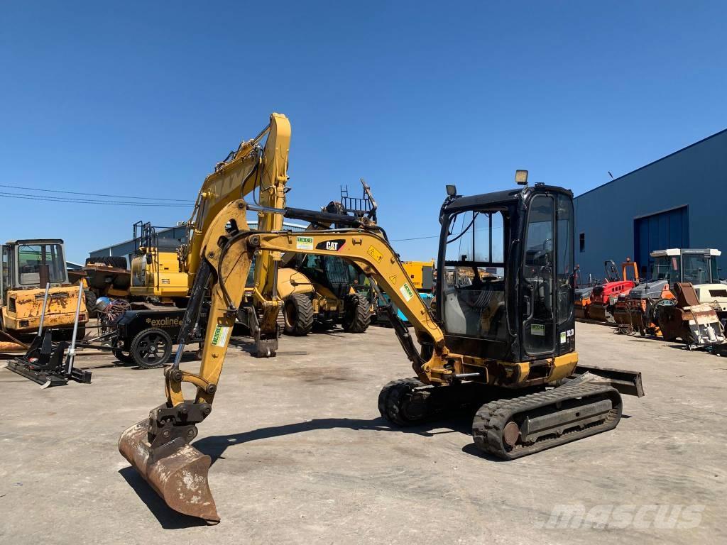 CAT 302.7 CR Mini bageri < 7t