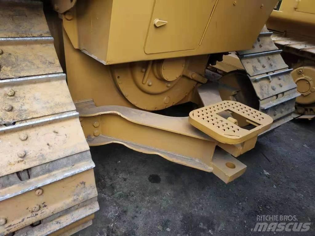 CAT D 5 M Buldožeri guseničari