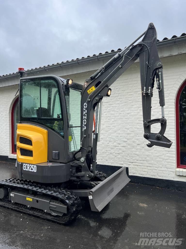 Volvo ECR 25 D Mini bageri < 7t