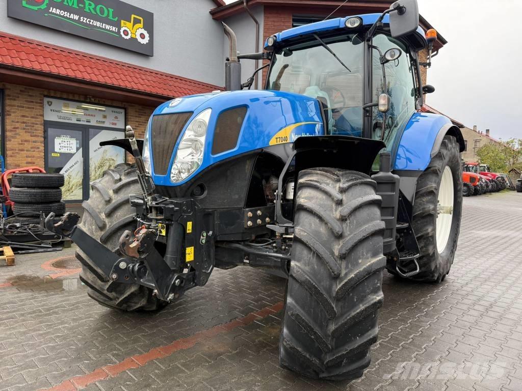 New Holland T 7040 Traktori