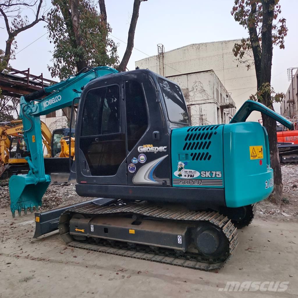 Kobelco SK 75 Mini bageri < 7t