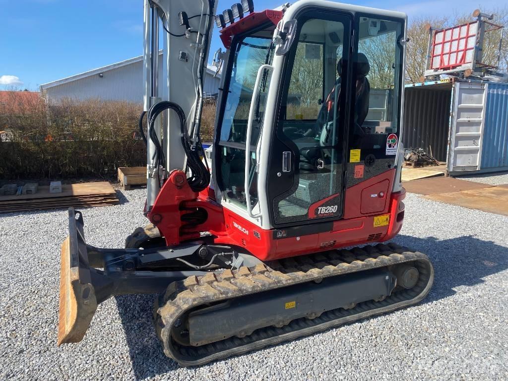 Takeuchi TB 260 Mini bageri < 7t
