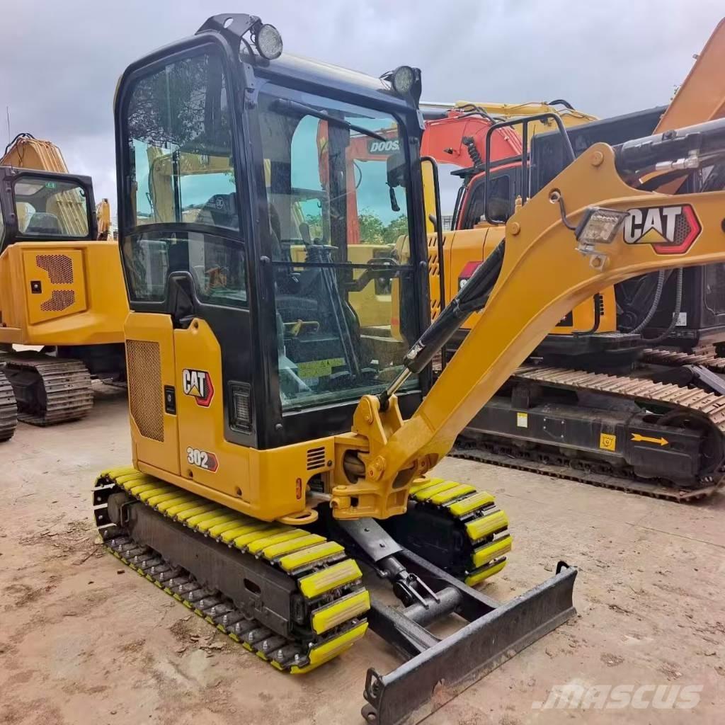 CAT 302 Mini bageri < 7t