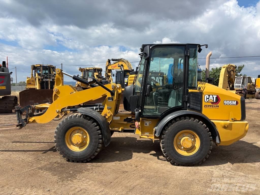CAT 906 M Utovarivači na točkove