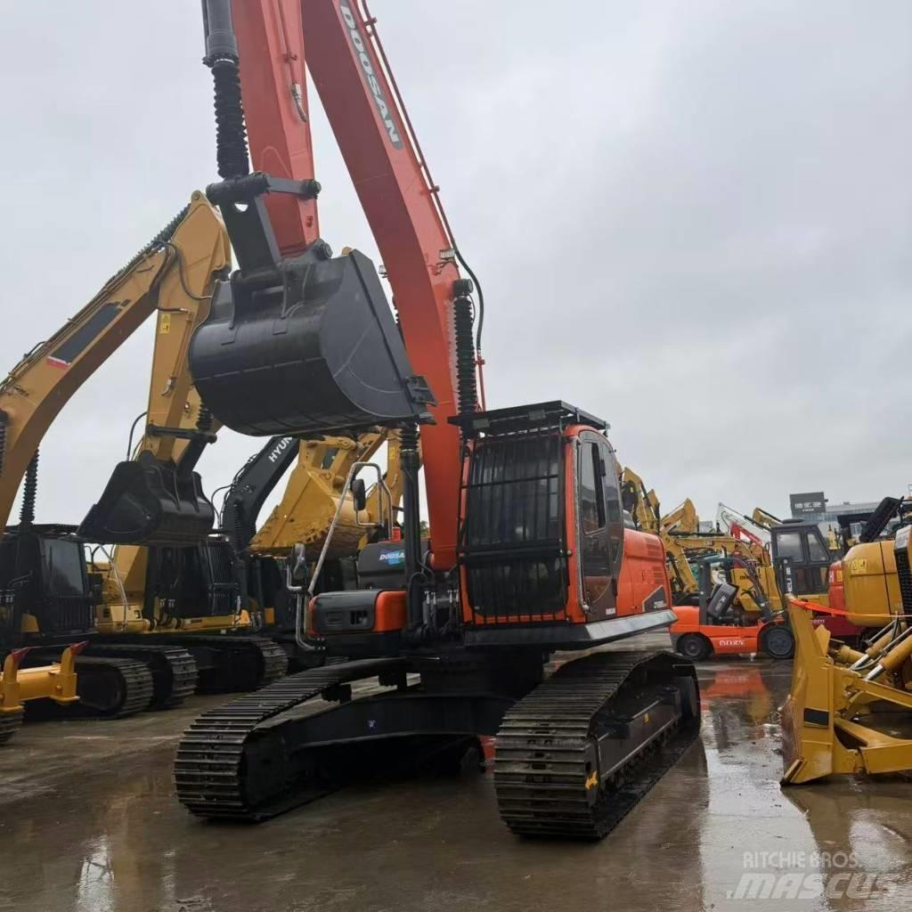 Doosan DX225LC-9C Midi bageri 7t – 12t