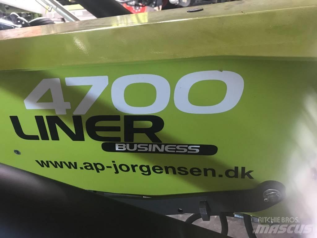 CLAAS Liner 4700 Okretači i sakupljači sena