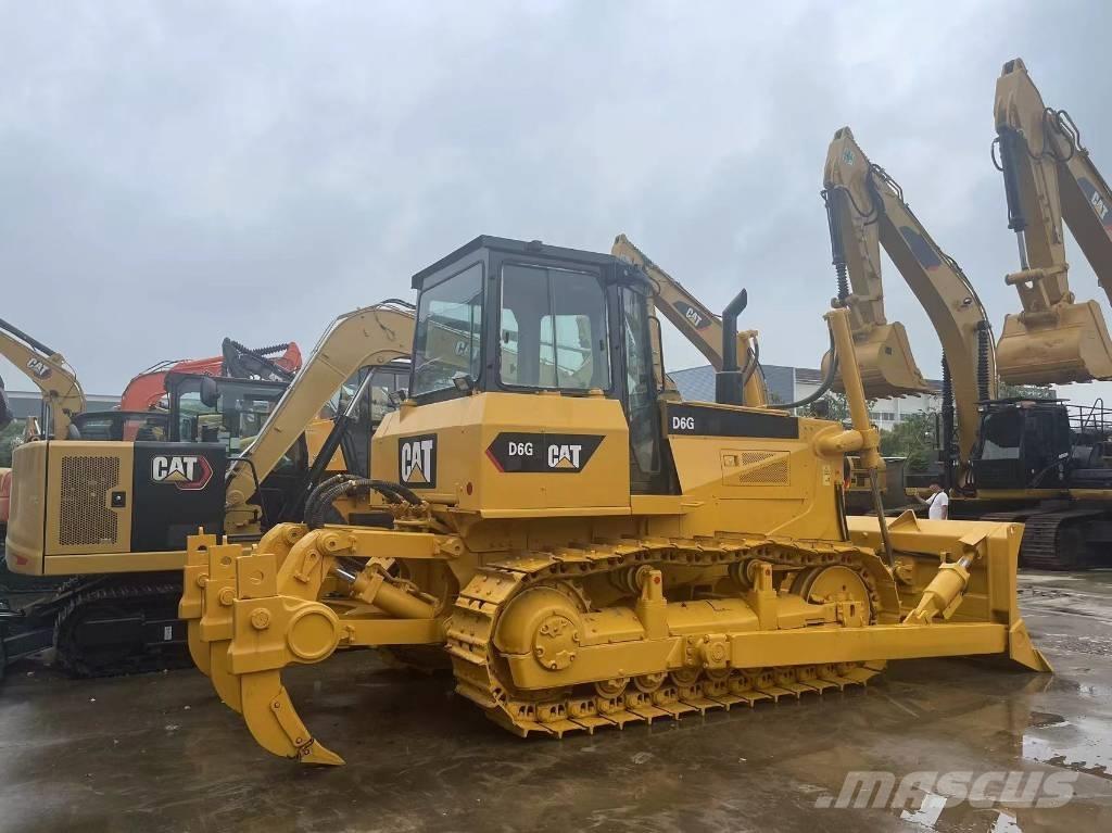 CAT D 6 G Buldožeri guseničari