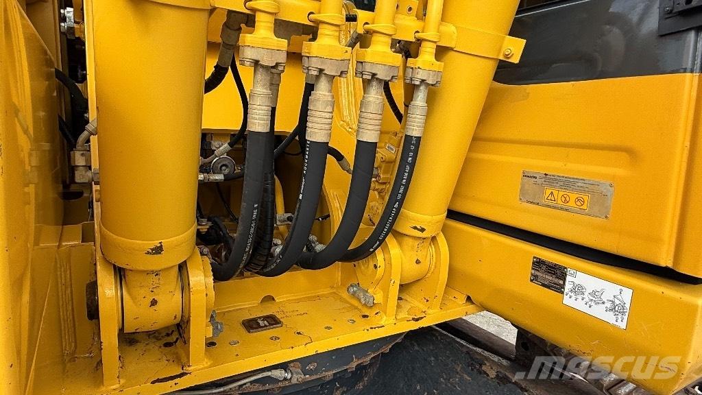 Komatsu PC 210 LC-11 Bageri guseničari