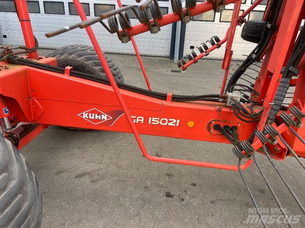 Kuhn GA 15021 Okretači i sakupljači sena
