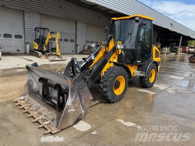 JCB 406 Utovarivači na točkove