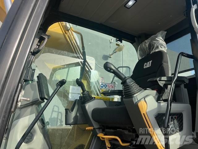 CAT 317 Bageri guseničari