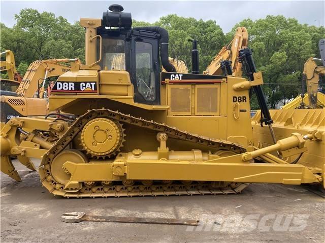 CAT D 8 R Buldožeri guseničari