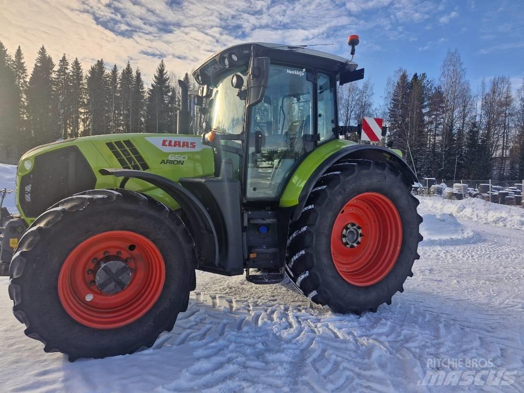 CLAAS 650 Arion Traktori