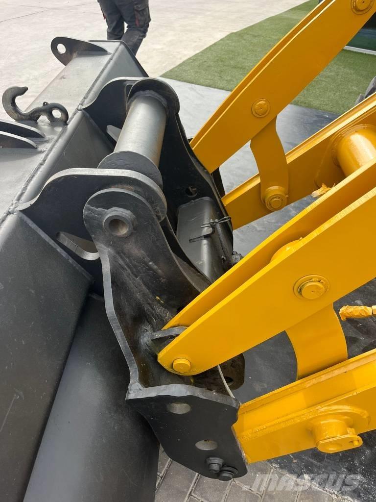 CAT 432 E Rovokopači