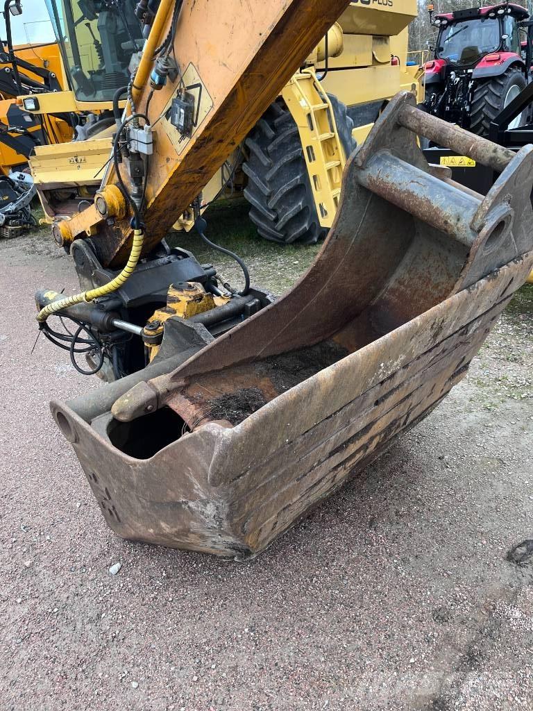 JCB 220LC Bageri guseničari