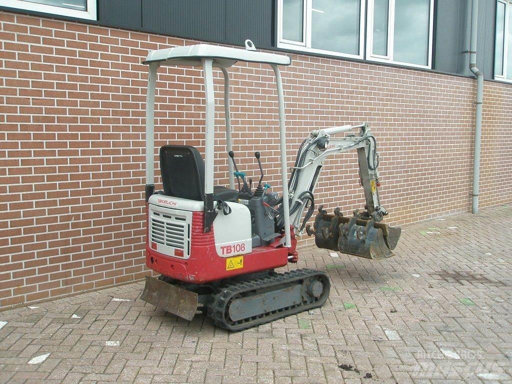 Takeuchi TB108 Mini bageri < 7t