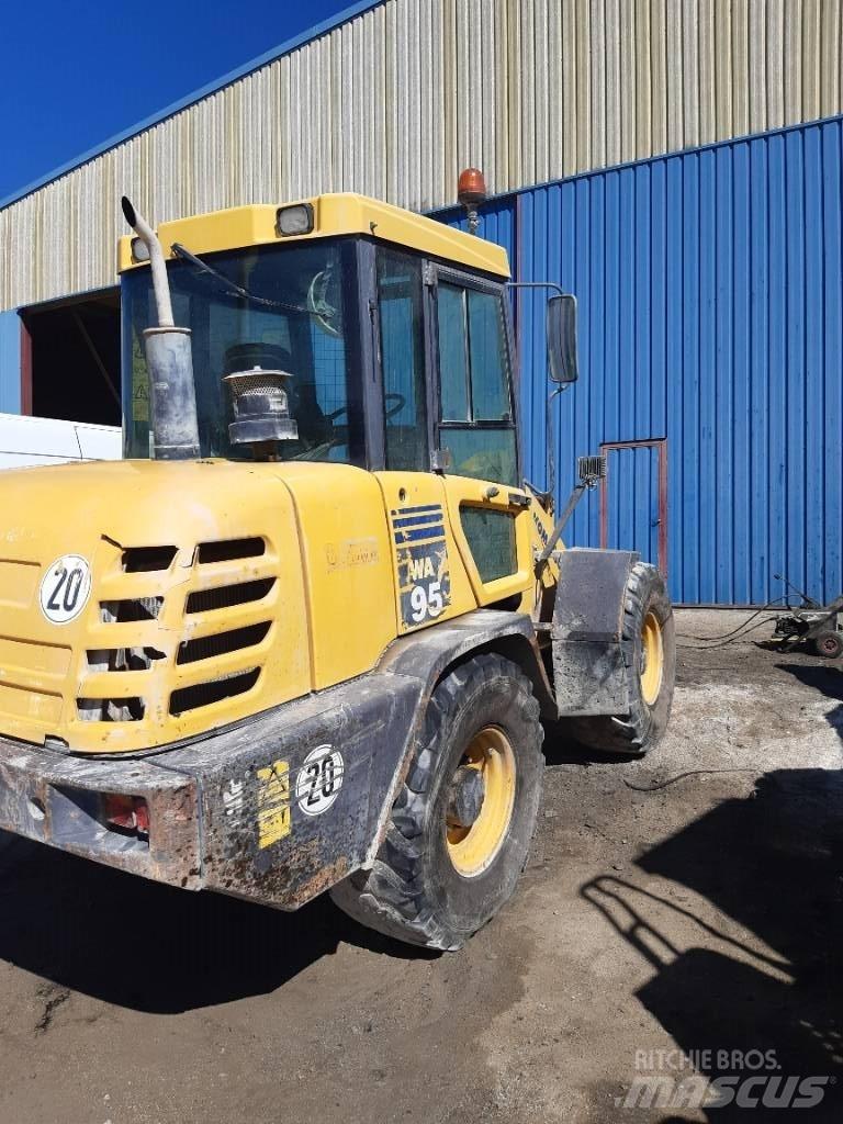 Komatsu WA95-3 Utovarivači na točkove