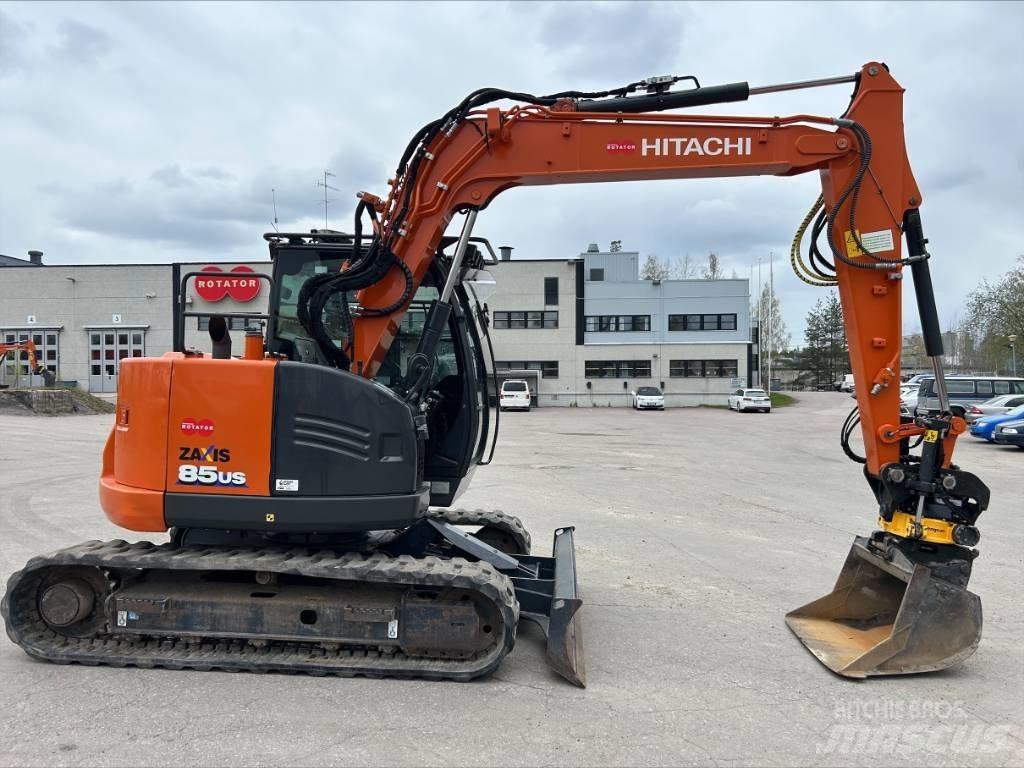 Hitachi ZX85U-6 Midi bageri 7t – 12t