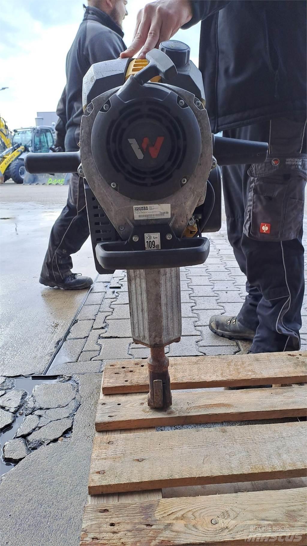 Wacker Neuson BH55 Vibro nabijači