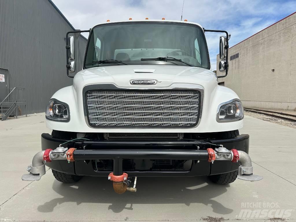 Freightliner M2 Kamioni za vodu