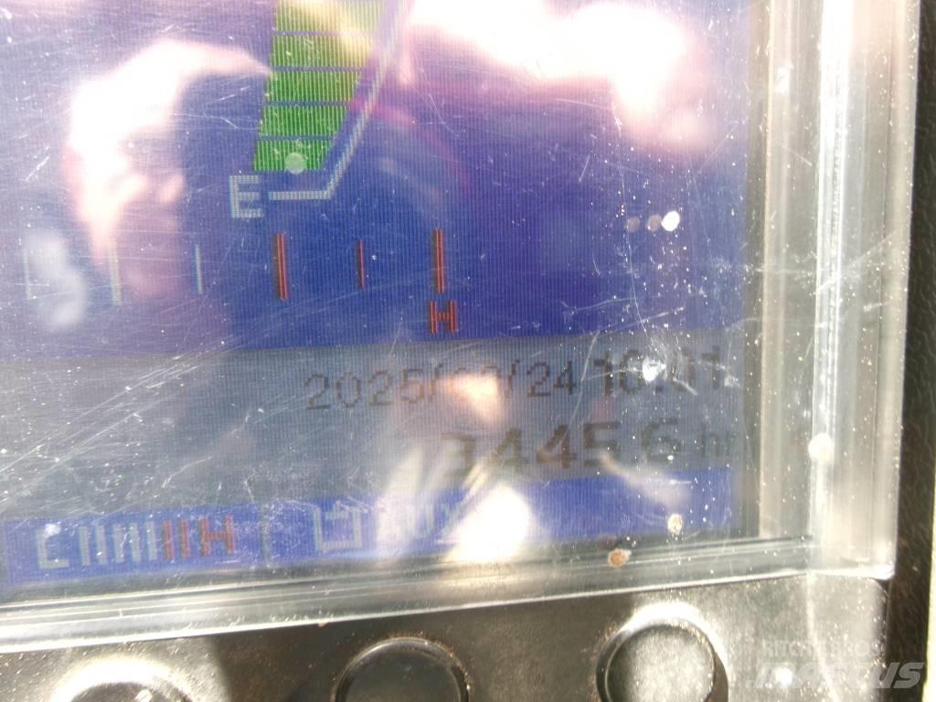 Takeuchi TB 240 Mini bageri < 7t