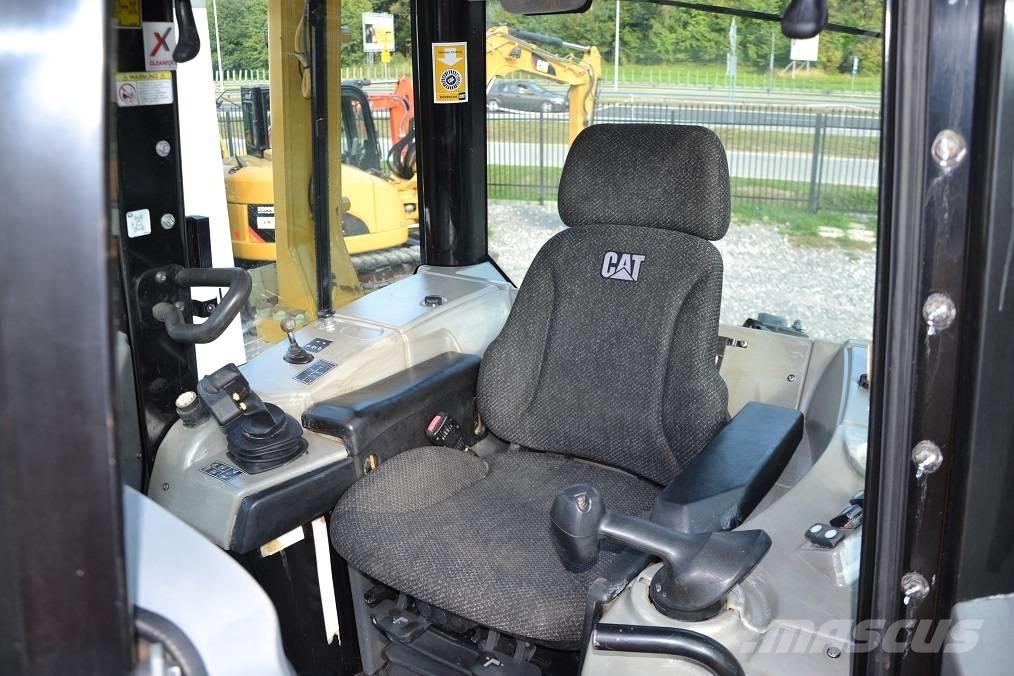 CAT D6N LGP Buldožeri guseničari