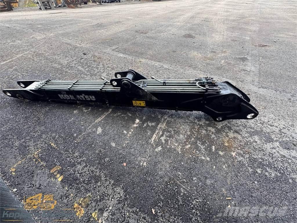 Komatsu 130F Kranovi za debla