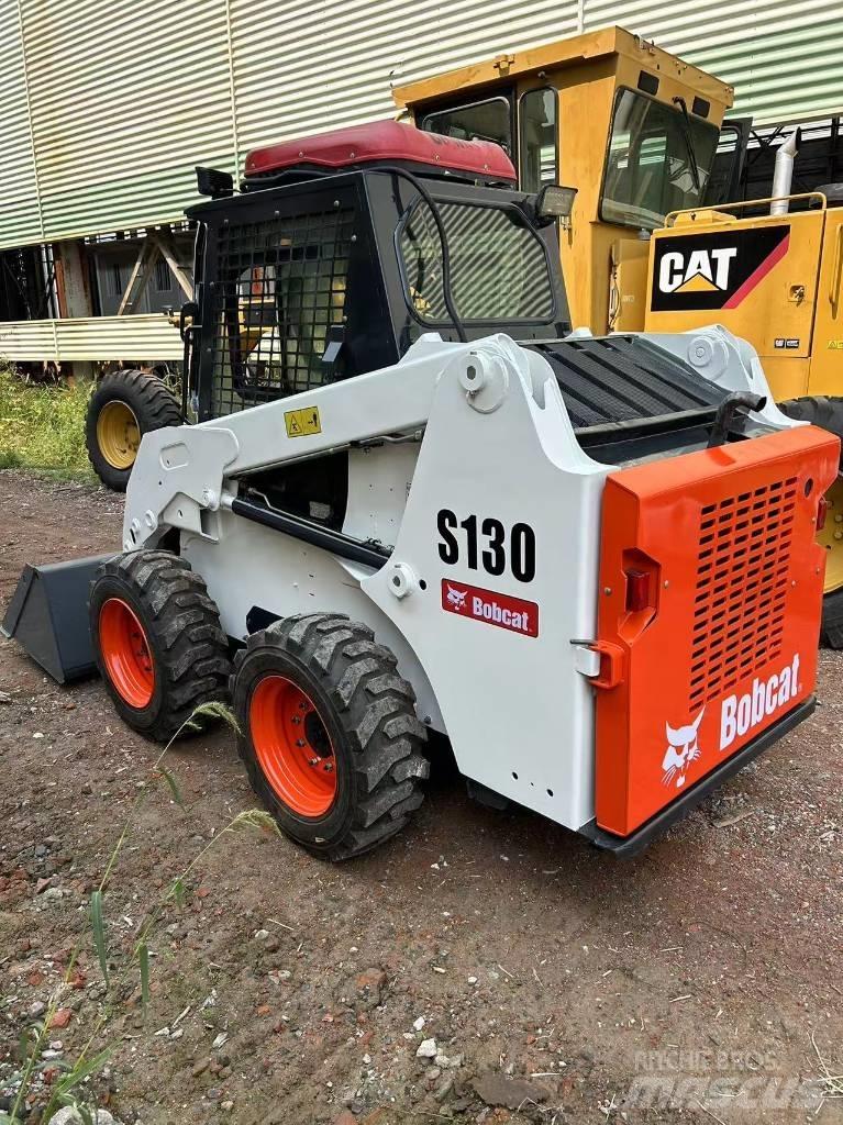 Bobcat S 130 Skid steer mini utovarivači