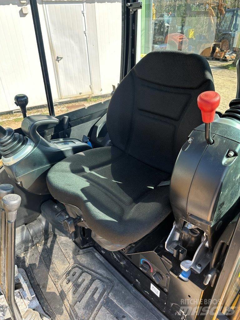 JCB 8025 ZTSL Mini bageri < 7t