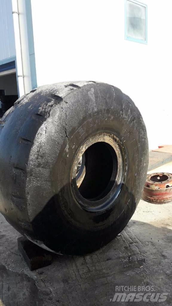 Goodyear 29,5R25 Gume, točkovi i felne