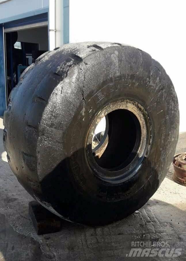 Goodyear 29,5R25 Gume, točkovi i felne