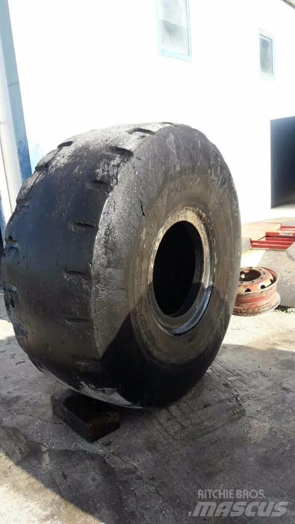 Goodyear 29,5R25 Gume, točkovi i felne